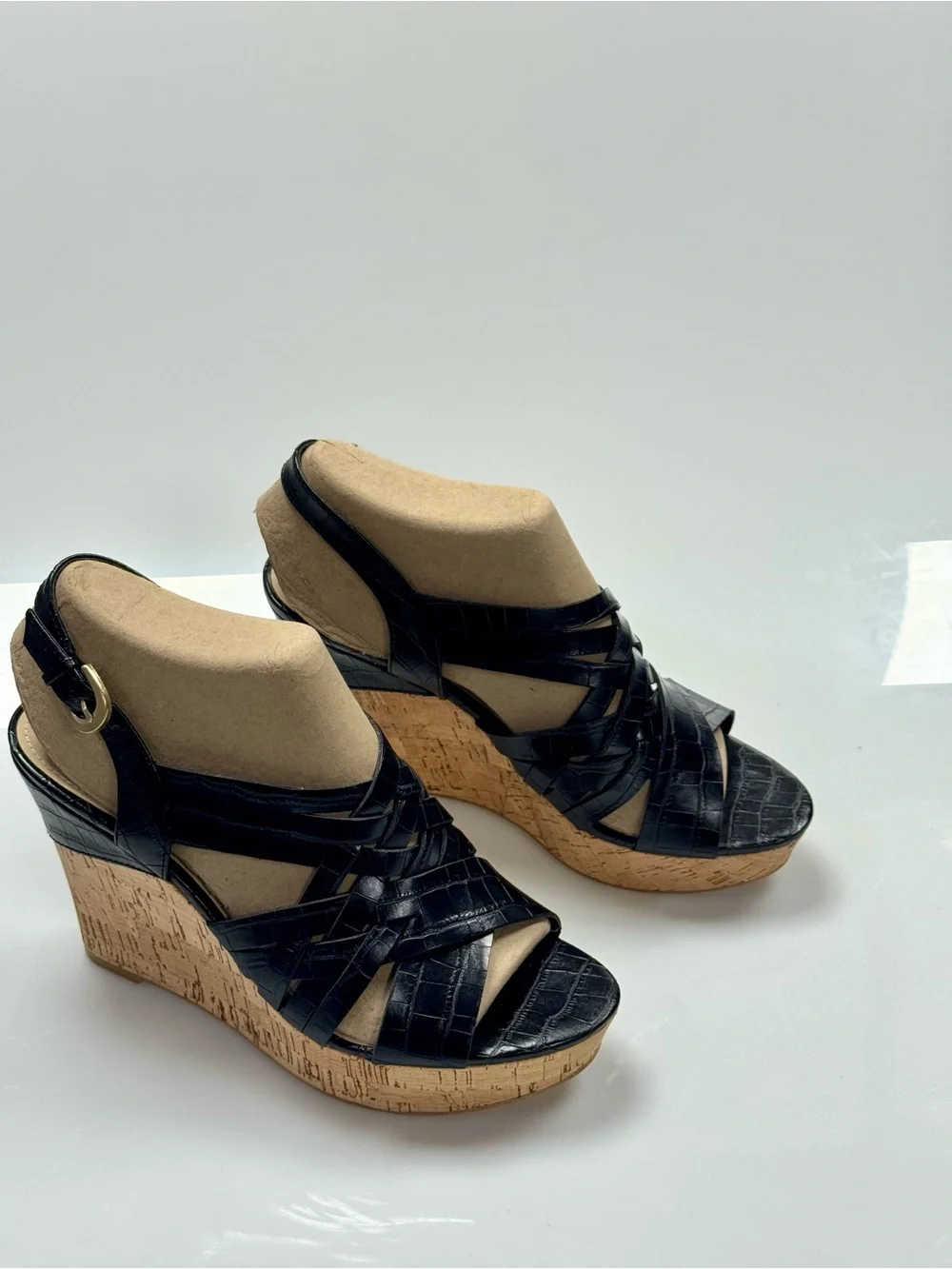 GUESS Black Croc Embossed Strappy Cork Platform Wedge Sandals 9.5M NWOT